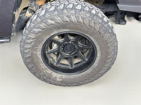 Used 2022 Toyota Tacoma SR image 31