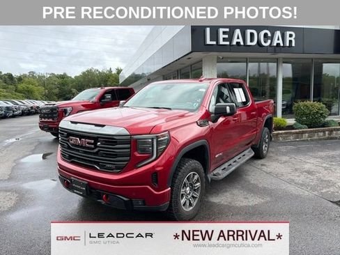 Used 2024 GMC Sierra 1500 AT4 w/ Technology Package AWD/4WD image 1