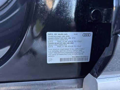 Used 2023 Audi Q5 Premium Plus image 36