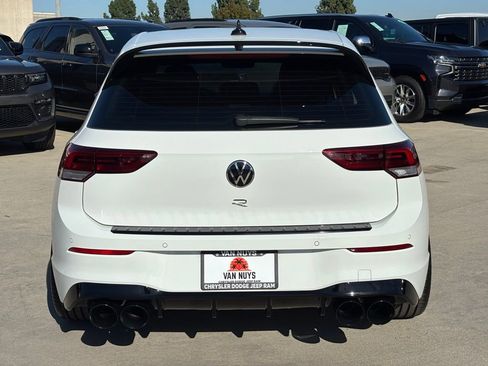 Used 2024 Volkswagen Golf R 2.0T image 5