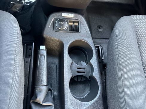 Used 2017 Ford Transit Connect XL image 39