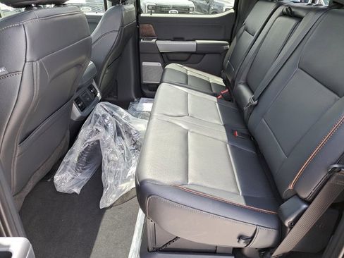 New 2025 Ford F350 Lariat w/ Lariat Ultimate Package image 13