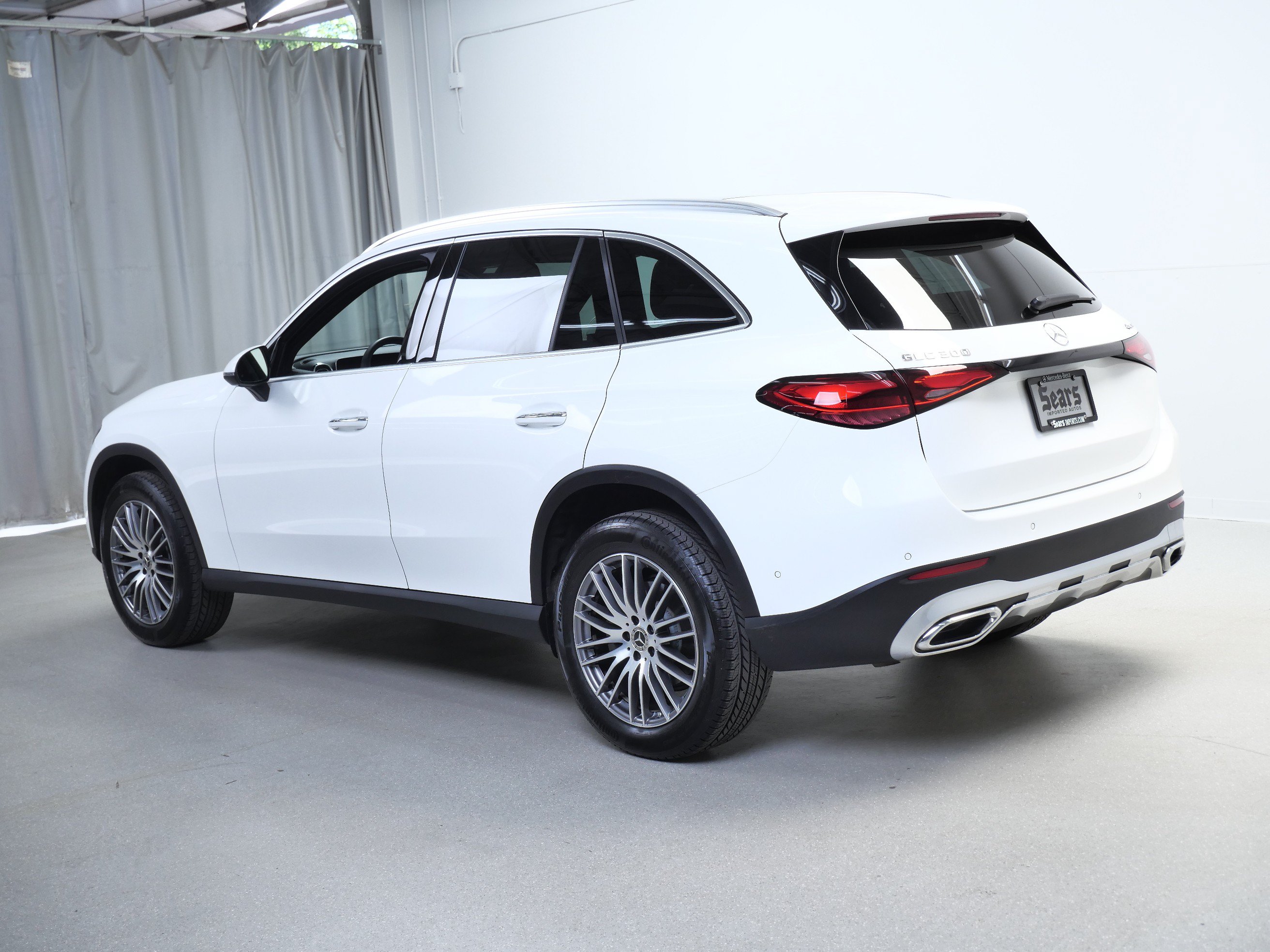 Certified 2026 Mercedes-Benz GLC 300 4MATIC image 11
