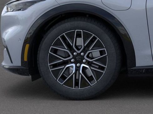 New 2024 Ford Mustang Mach-E Premium image 19