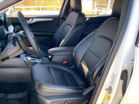 Used 2026 Ford Escape Platinum w/ Equipment Group 601A image 8