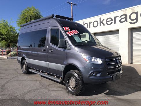 Used 2020 Mercedes-Benz Sprinter 2500 image 3