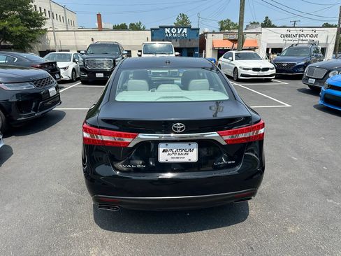 Used 2013 Toyota Avalon XLE Touring FWD image 8