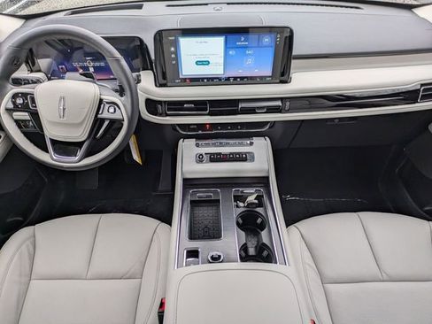 New 2026 Lincoln Aviator Reserve w/ Illumination Package image 12