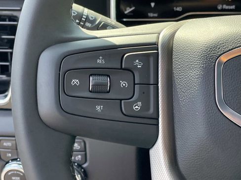 New 2025 GMC Sierra 2500 Denali w/ Denali Reserve Package image 11