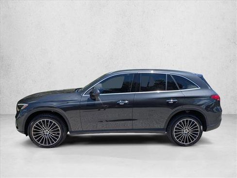 Certified 2026 Mercedes-Benz GLC 300 image 9
