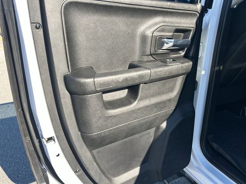 Used 2013 RAM 1500 Sport w/ Sport Premium Group image 20