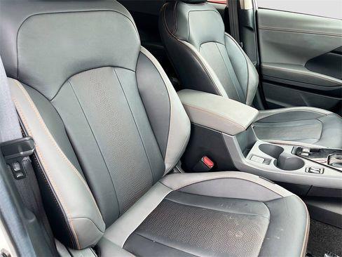 Used 2024 Subaru Crosstrek 2.5i Limited w/ Crosstrek Mirror Package image 27