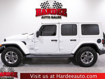 Used 2018 Jeep Wrangler Unlimited Sahara w/ Uconnect 4C Nav & Sound Group