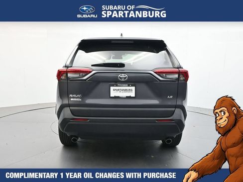 Used 2024 Toyota RAV4 LE FWD image 7