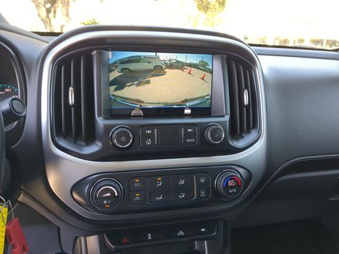 Used 2022 GMC Canyon Elevation w/ Trailering Package image 25