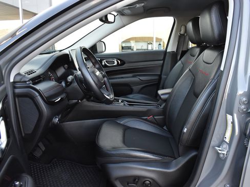 Used 2022 Jeep Compass Trailhawk w/ Trailhawk Convenience Group image 16