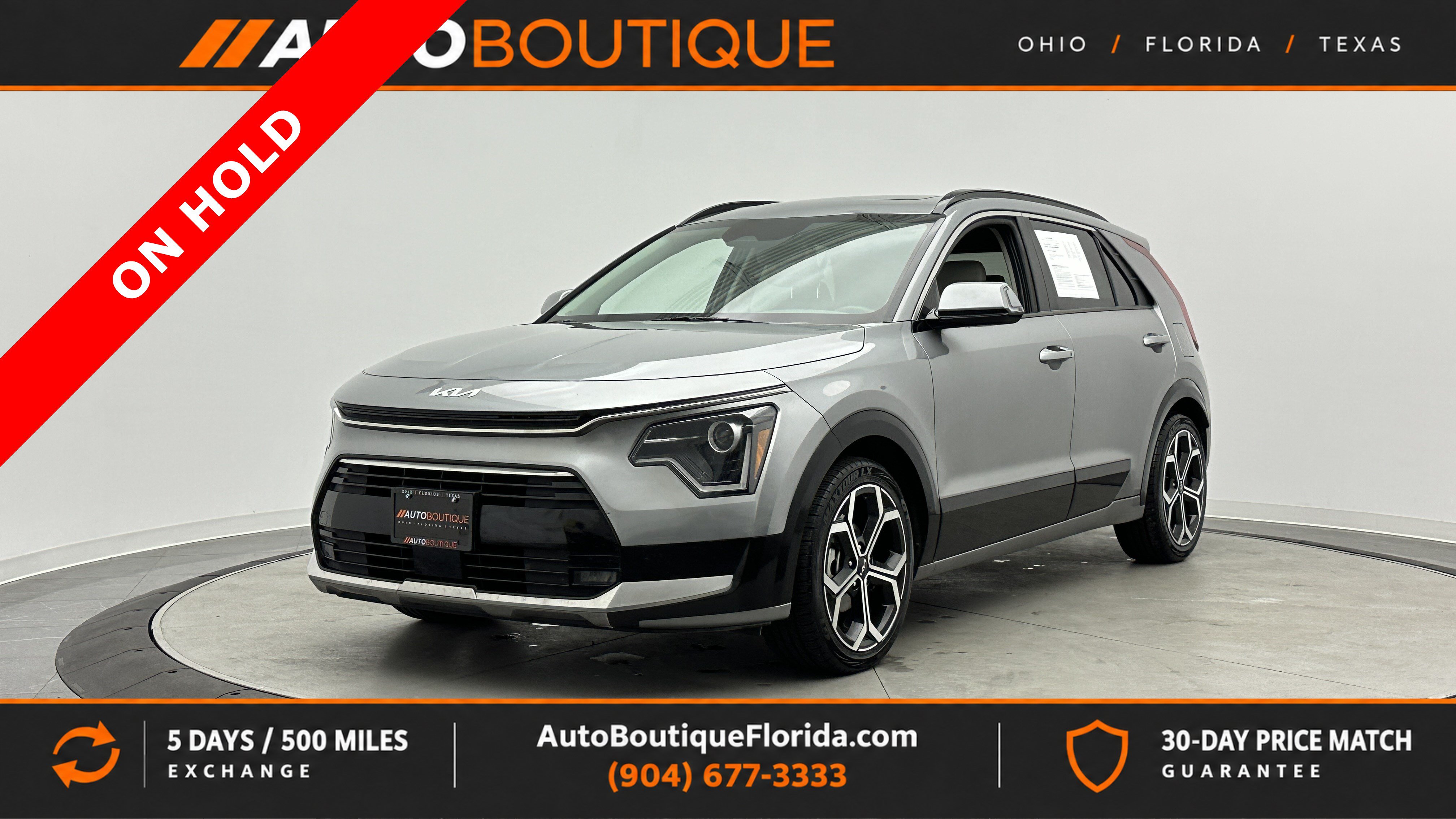 Used 2023 Kia Niro EX Touring FWD image 1