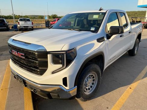 Used 2024 GMC Sierra 1500 Pro w/ Pro Value Package AWD/4WD image 2