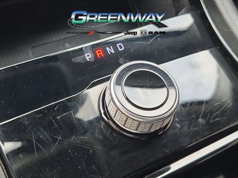 Used 2022 Jeep Grand Cherokee Laredo w/ Luxury Tech Group I AWD/4WD image 29