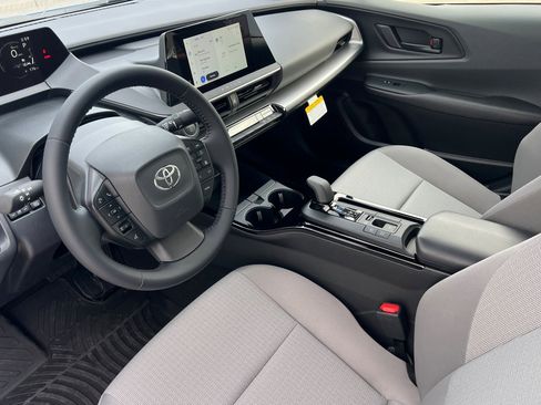New 2026 Toyota Prius LE image 7