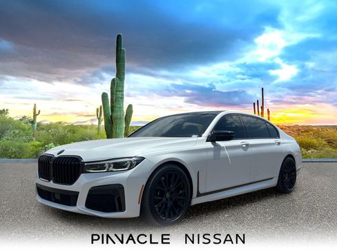 Used 2021 BMW 750i xDrive w/ Executive Package AWD/4WD image 1