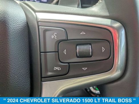 Used 2024 Chevrolet Silverado 1500 LT Trail Boss w/ LT Trail Boss Premium Package AWD/4WD image 17