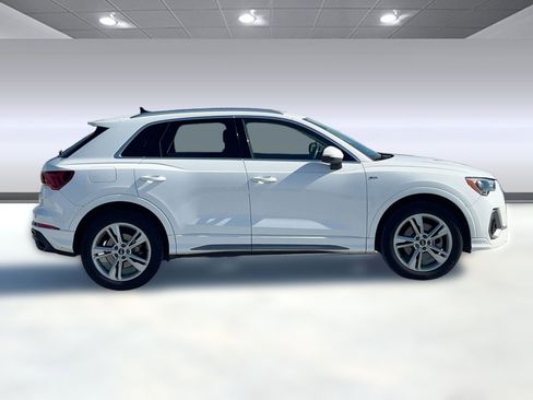Certified 2022 Audi Q3 2.0T Premium w/ Convenience Package image 8