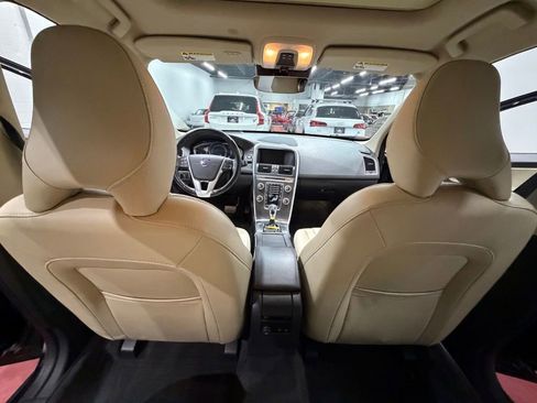 Used 2016 Volvo XC60 T6 Platinum w/ Climate Package AWD/4WD image 37