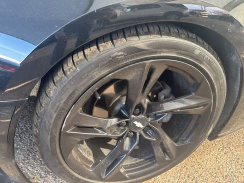 Used 2019 Chevrolet Camaro LT w/ RS Package RWD image 18