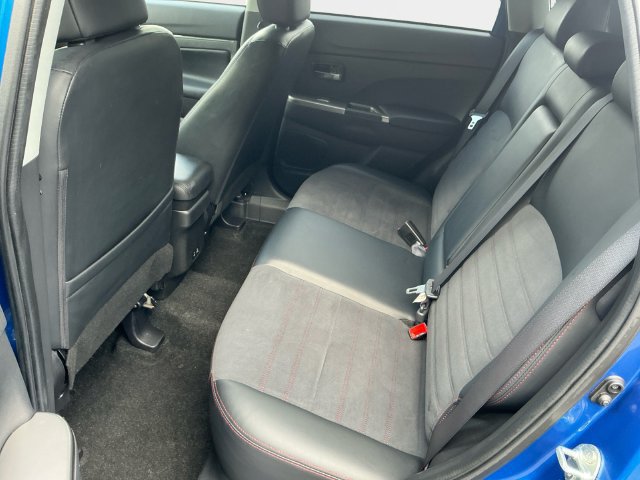 Used 2024 Mitsubishi Outlander Sport SE AWD/4WD image 14