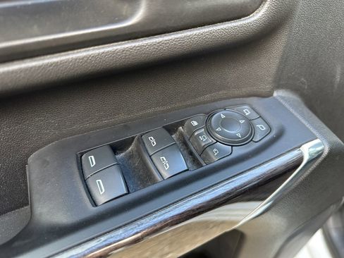 Used 2022 Chevrolet Silverado 3500 LTZ w/ LTZ Convenience Package image 10