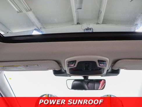 Used 2024 Subaru Outback Limited image 21