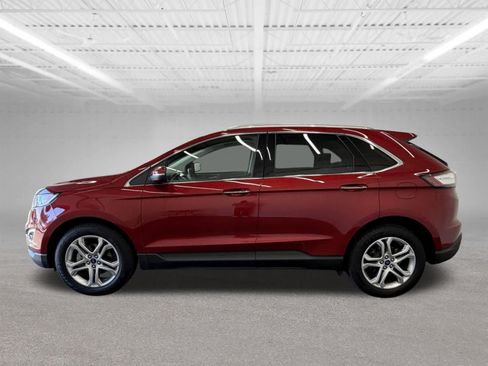 Used 2018 Ford Edge Titanium w/ Technology Package FWD image 2
