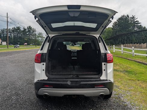 Used 2017 GMC Acadia SLE w/ Driver Alert Package I AWD/4WD image 7