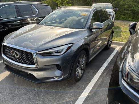 Used 2021 INFINITI QX50 Sensory AWD/4WD image 5
