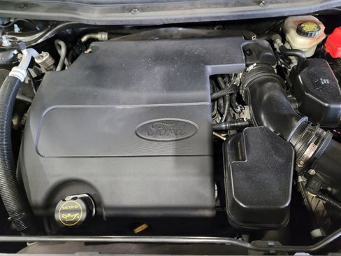 Used 2015 Ford Explorer XLT FWD image 30