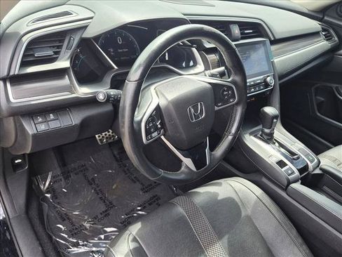 Used 2021 Honda Civic Touring image 10