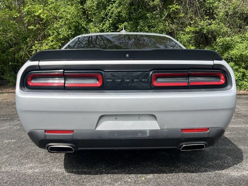 Used 2020 Dodge Challenger SXT w/ Blacktop Package RWD image 5