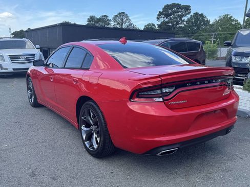 Used 2015 Dodge Charger SXT image 6