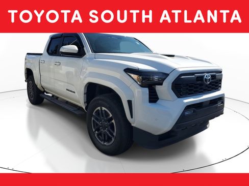 Used 2024 Toyota Tacoma TRD Sport w/ TRD Sport Upgrade Package AWD/4WD image 1