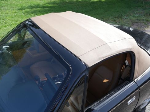 Used 1997 MAZDA MX-5 Miata RWD image 78