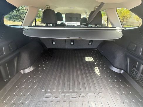 Used 2023 Subaru Outback Premium AWD/4WD image 17