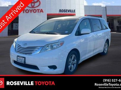 Used 2016 Toyota Sienna LE