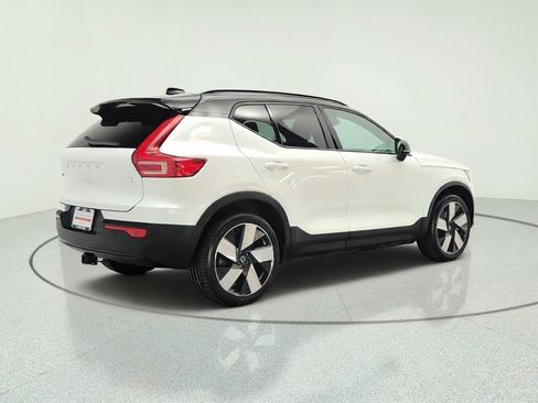 Used 2023 Volvo XC40 Recharge Ultimate w/ Protection Package Premier AWD/4WD image 5