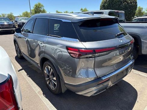 Used 2022 INFINITI QX60 Luxe w/ Cargo Package FWD image 4