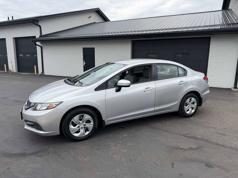 Used 2014 Honda Civic LX image 2