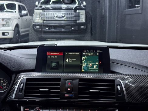 Used 2018 BMW M4 Coupe w/ Executive Package image 22