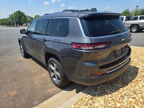 Used 2021 Jeep Grand Cherokee L Limited RWD image 3