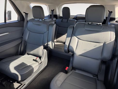 New 2026 Ford Explorer Active w/ Active Comfort Package image 16