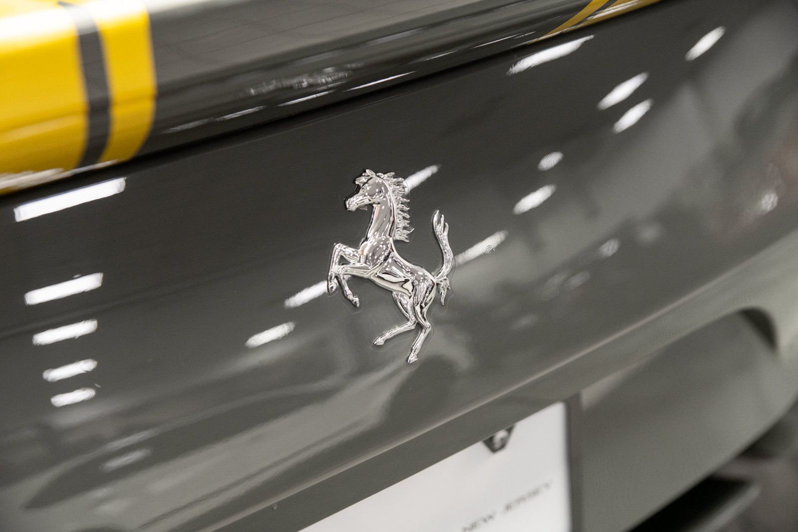 Used 2020 Ferrari 812 Superfast RWD image 32